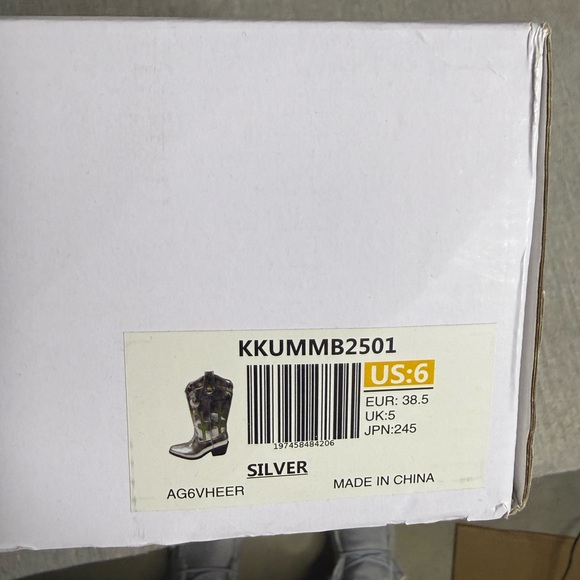 🤠 Silver Western Cowboy Boots Women’s Size 6 – Star & Cactus Design – New In Box - Picture 6 of 6